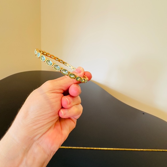 NWT AUTHENTIC LUXURY JULIE VOS CLEAR BAHAMIAN BLUE IMPORTED GLASS BANGLE - Picture 15 of 17